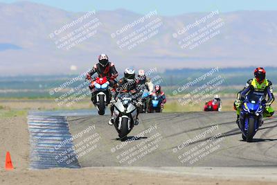media/May-29-2022-Lets Ride (Sun) [[e8986be515]]/B Group/1020am (Outside Grapevine)/